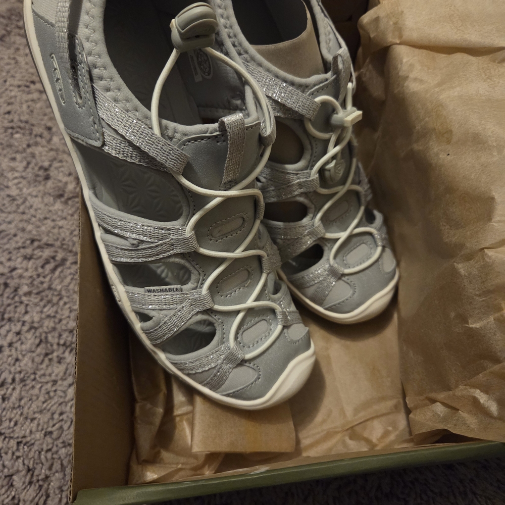 Keen Kids Light Gray and White Closed-Toe Sandals